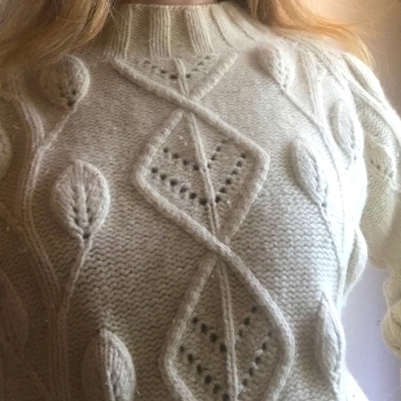 La Sweater Sweaters - Chunky Cable-Knit Sweater